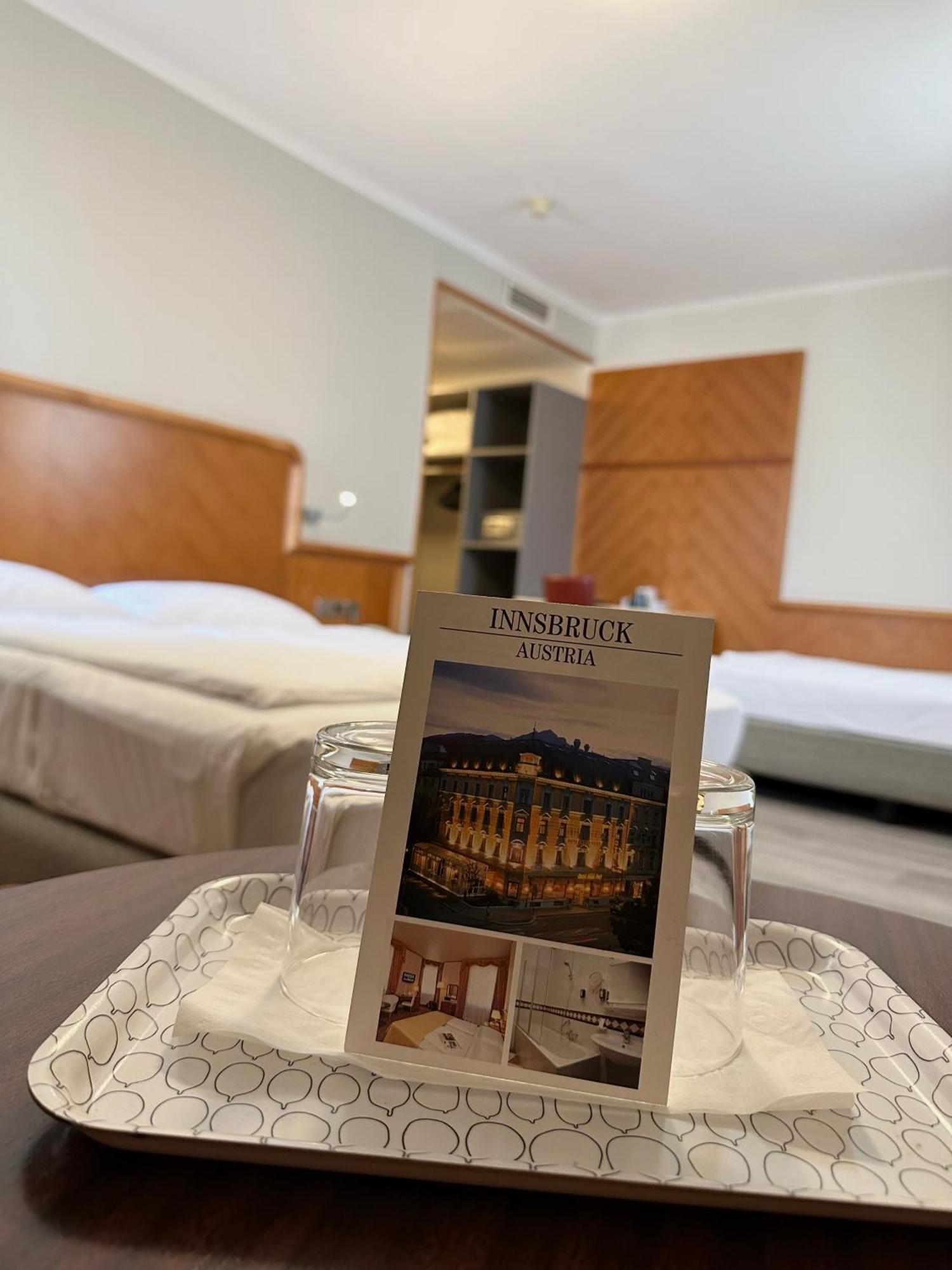 Hotel Neue Post I Self Check-In Innsbruck Ngoại thất bức ảnh